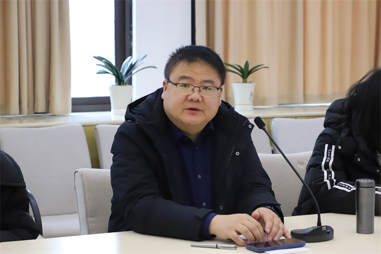 图片3：郑州中学党委委员、副校长田玉宝讲话.jpg